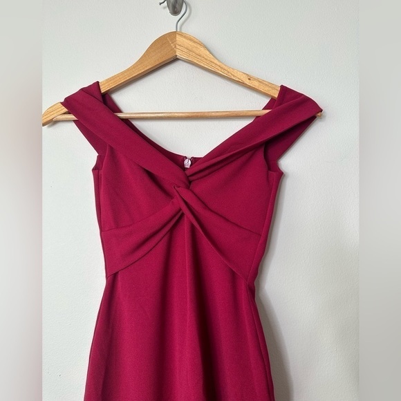 NOOKIE Dolly midi off the shoulder dress in ruby XS NWT - Picture 3 of 10